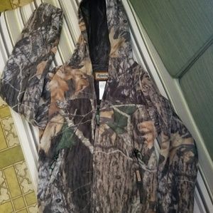 Remington Jacket lightweight youth 6-7 NewBreakup